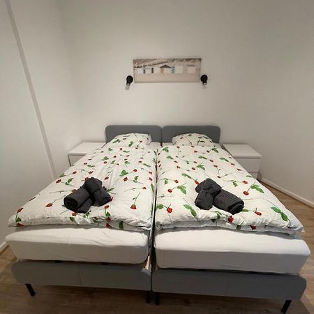 Lovely 2 Bedroom Appartment Near Knokke-Strand Beach Bar Eksteriør billede