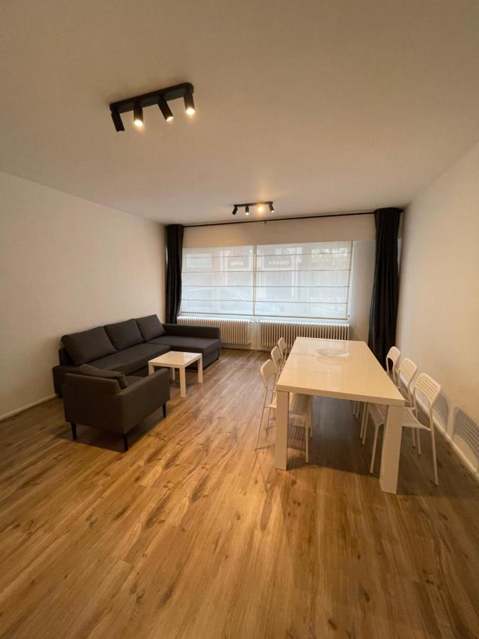 Lovely 2 Bedroom Appartment Near Knokke-Strand Beach Bar Eksteriør billede