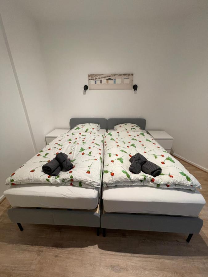 Lovely 2 Bedroom Appartment Near Knokke-Strand Beach Bar Eksteriør billede