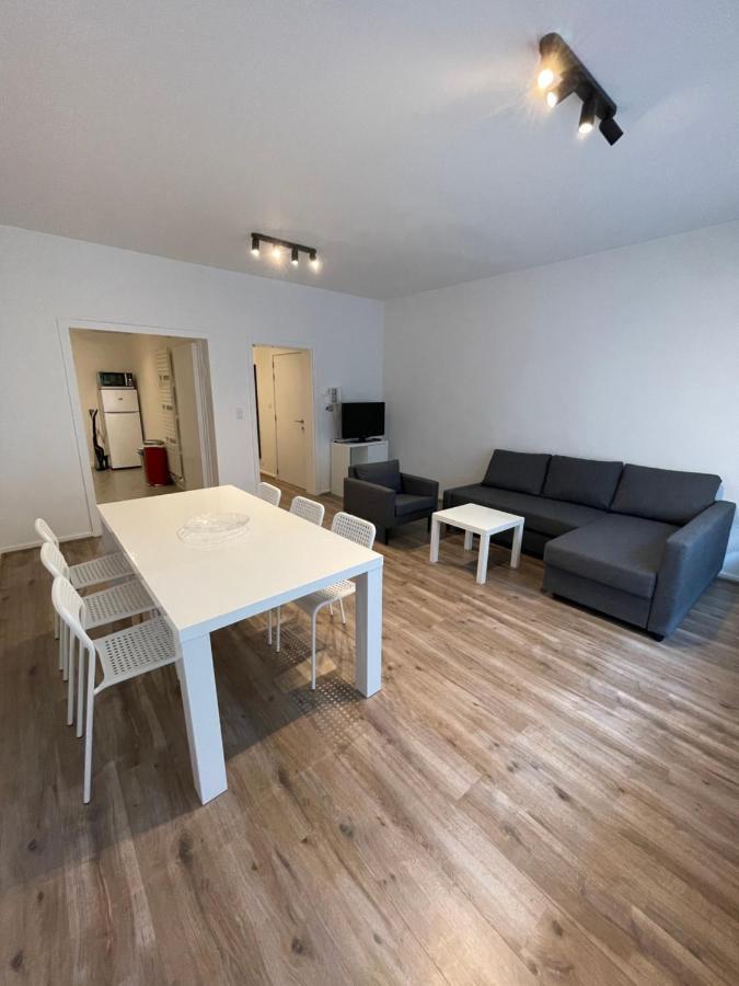 Lovely 2 Bedroom Appartment Near Knokke-Strand Beach Bar Eksteriør billede