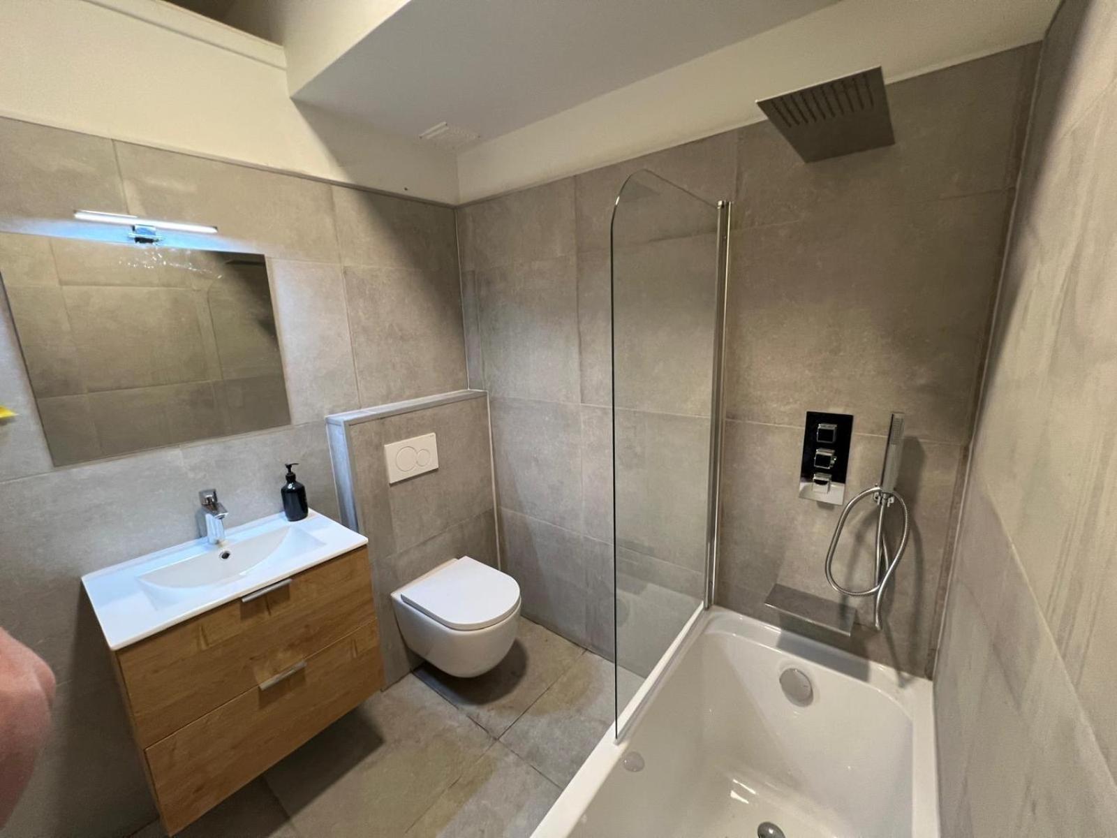 Lovely 2 Bedroom Appartment Near Knokke-Strand Beach Bar Eksteriør billede